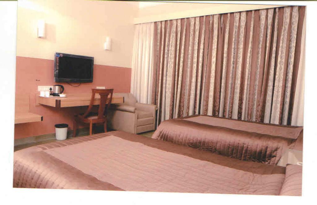 Khimji Bhagwandas Arogyabhavan Hotel Нашик Стая снимка