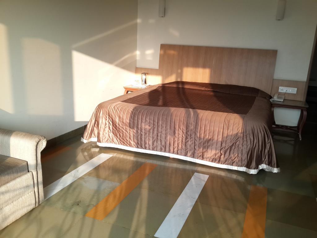 Khimji Bhagwandas Arogyabhavan Hotel Нашик Стая снимка